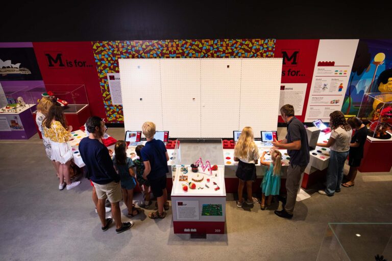 Professional LEGO Exhibitions