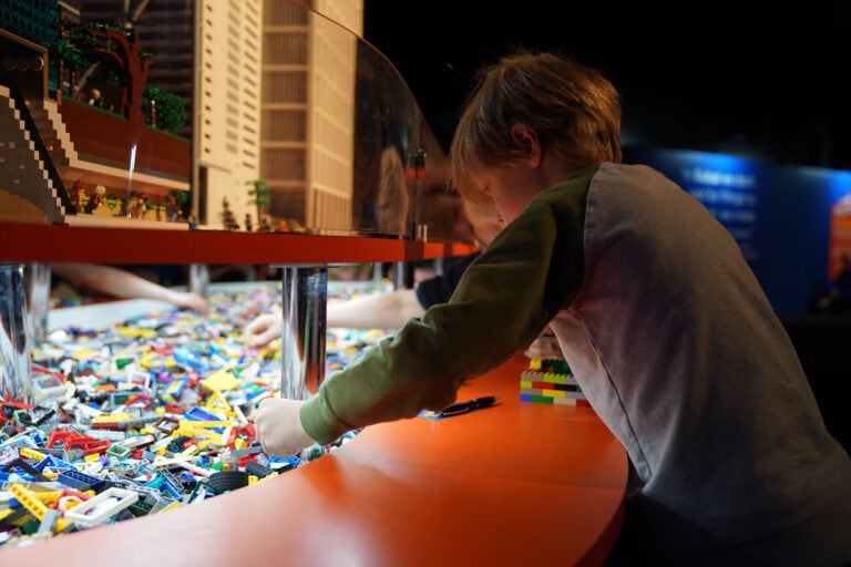 BME_BrickmanCities_Melbourne_00286