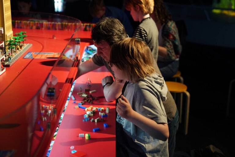 BME_BrickmanCities_Melbourne_00450